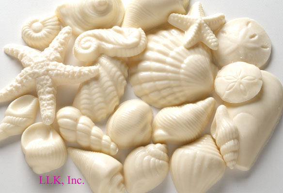 Shimmering White Chocolate Seashell Party Favors 